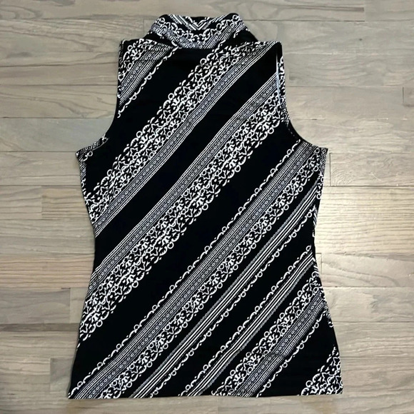 WHBM Faux Wrap Jersey Sleeveless Blouse Shell Tank Top Black White Print S - Picture 5 of 5